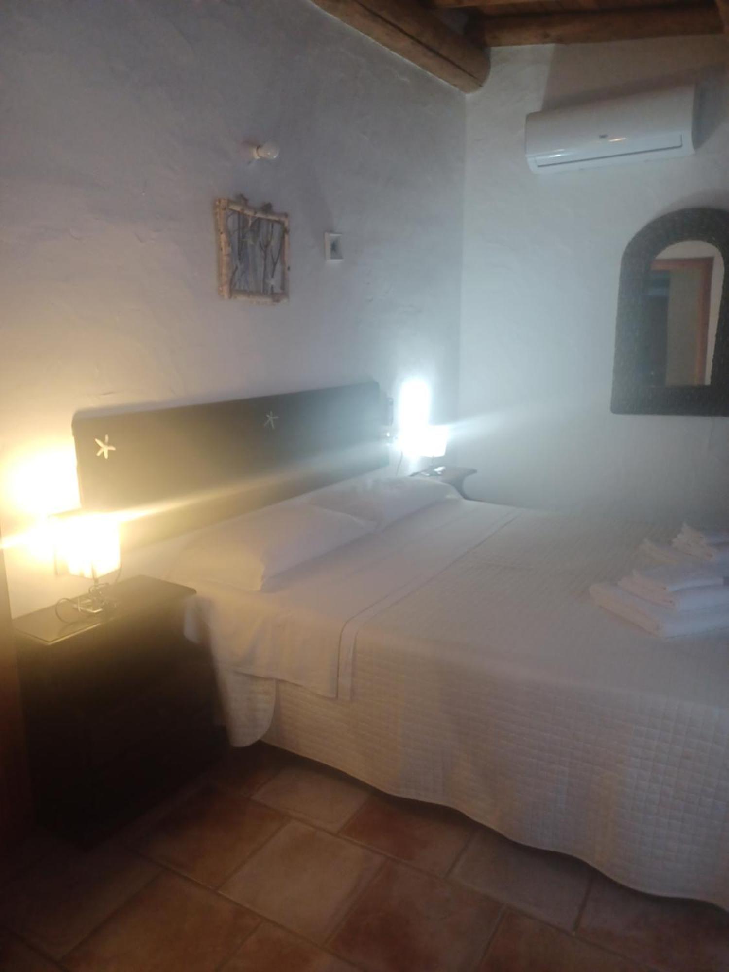 B&B Helios Il Tuo Relax In Sardegna Сан-Теодоро Экстерьер фото